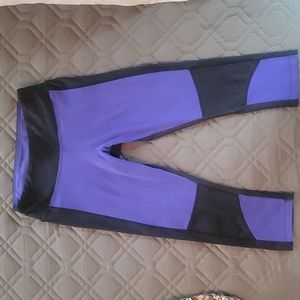 Bally Shape-tek capri leggings